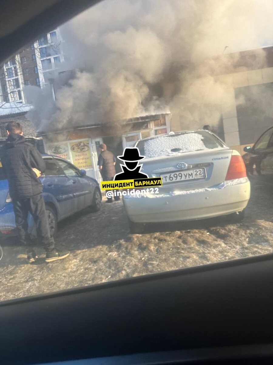    ЧП у автовокзала. Источник: t.me/incident22