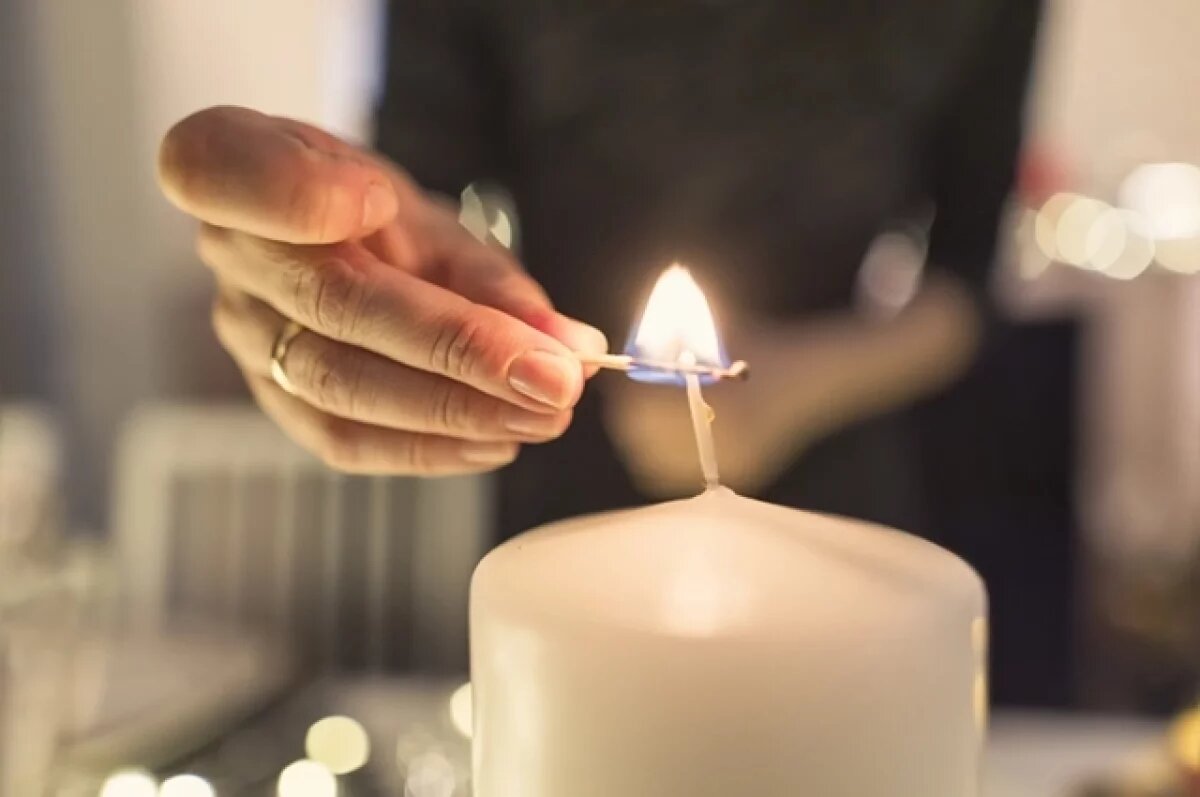    Химик Дорохов: ароматические свечи и палочки могут навредить здоровью