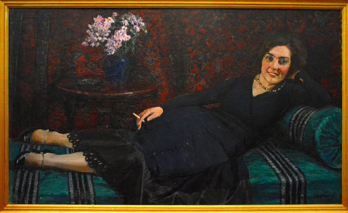 Курящая дама. И. Грабарь, портрет К. Д. Медовой. Фото моё