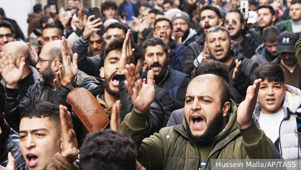     Фото: Hussein Malla/AP/TASS   
 Текст: Евгений Поздняков