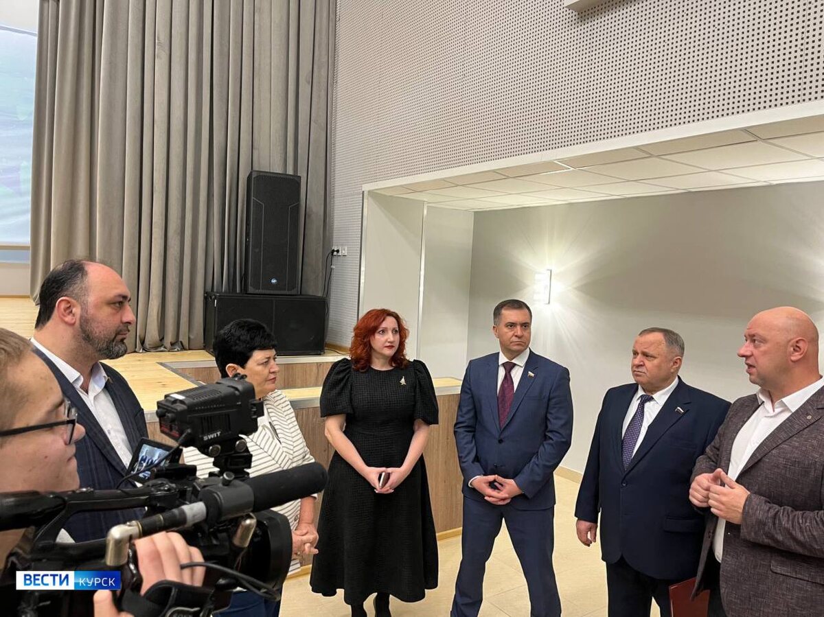     В Курской области в Конышевском ДК завершили капитальный ремонт