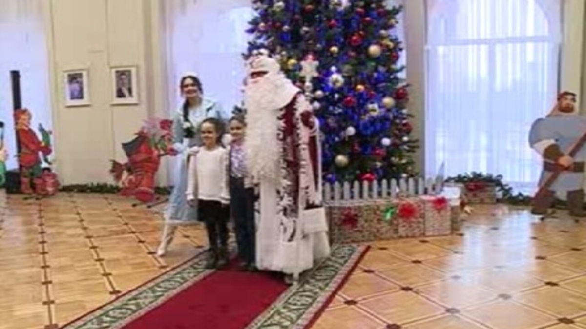    В Курске стартовали губернаторские ёлки