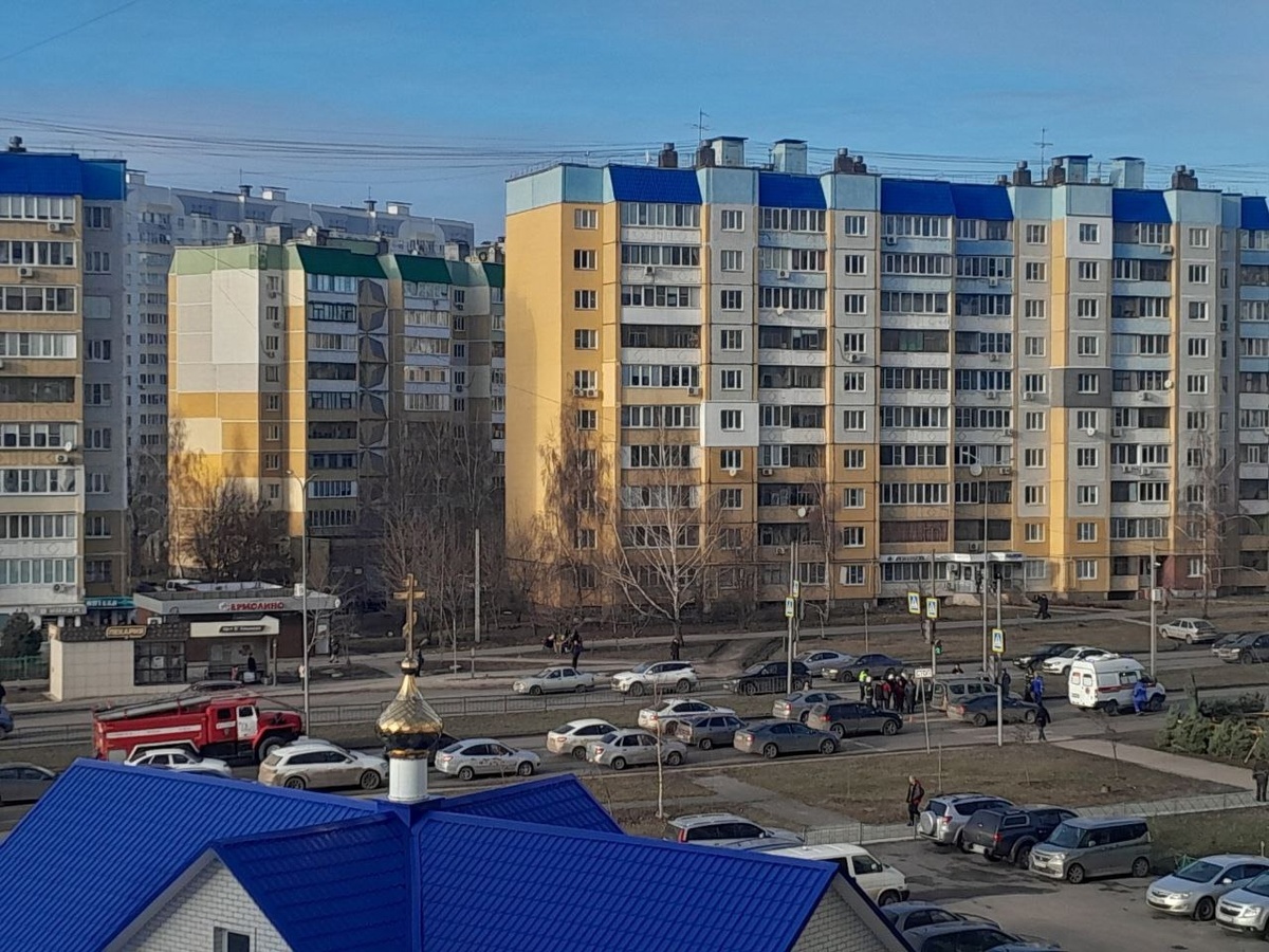    В Курске на проспекте Клыкова автомобиль сбил женщину-пешехода