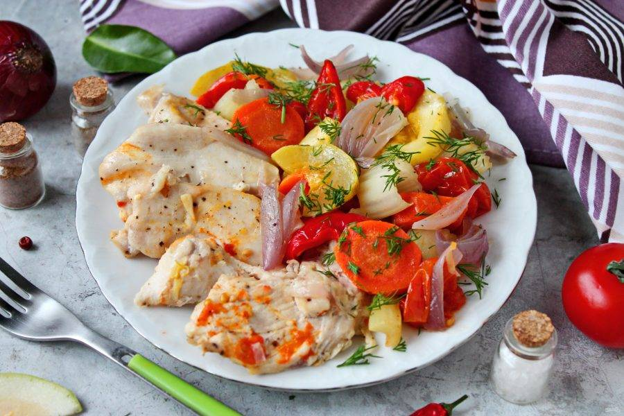 Индейка с овощами на пару