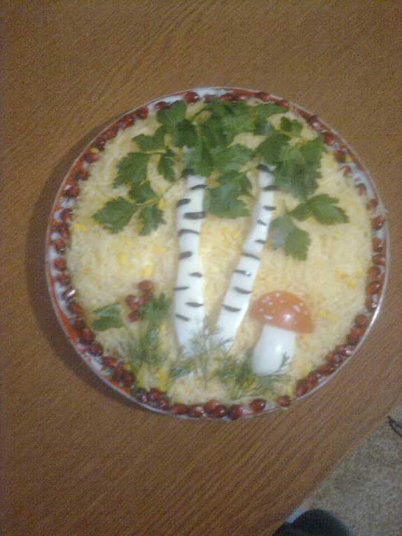 Это один из салатов прошлых лет "береза" Очень вкусный и красивый