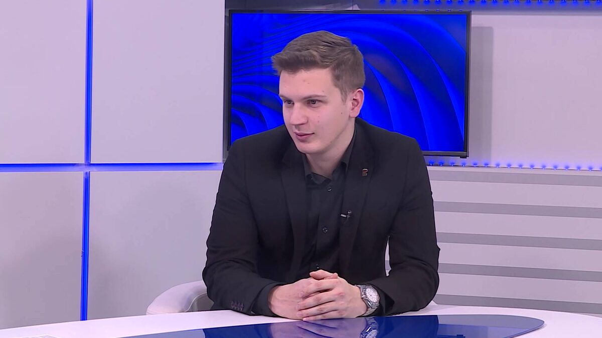    Участник СВО из Башкирии: "Как только мне исполнилось 18 лет, я уехал добровольцем на спецоперацию России в Украине"