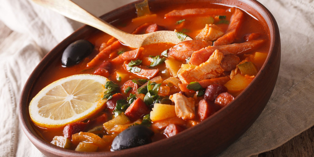 Солянка мясная сборная: рецепт классический