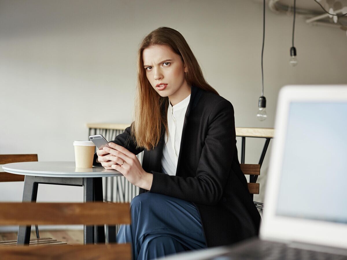    Раздраженная девушка© Depositphotos.com / nk.kravchenko.gmail.com