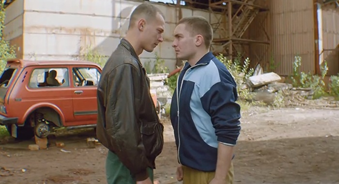 Юра Борисов в роли дяди Алика. Отличная актерская игра, переживала за него больше всего.