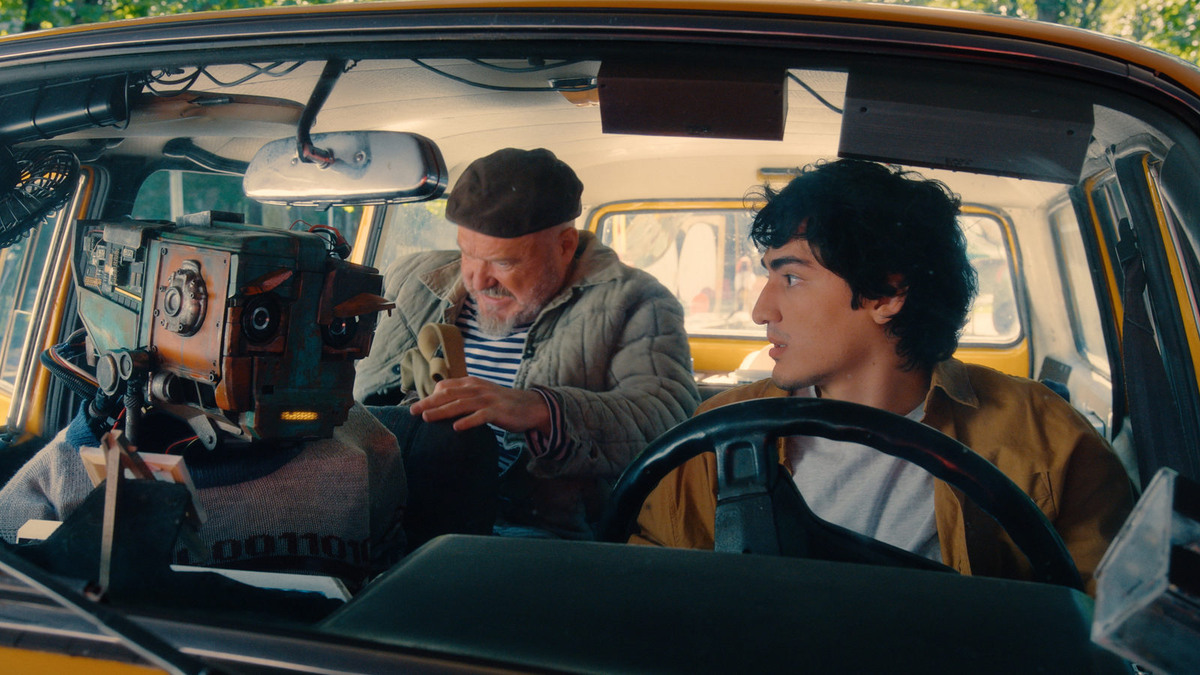 Обложка: Место силы, Плюс Студия