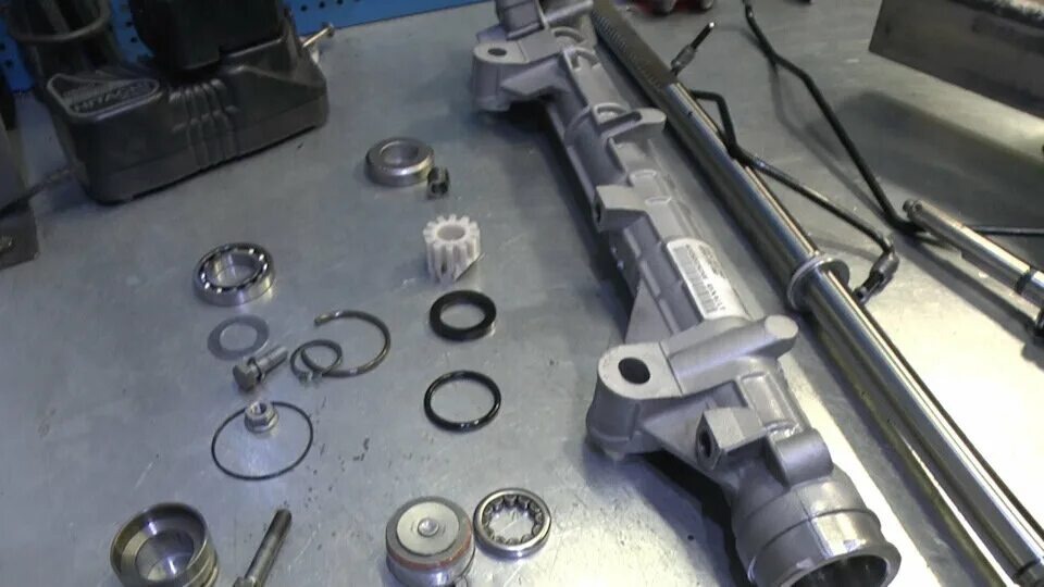 Ремонт рулевой рейки СЛАВЯНСК-НА-КУБАНИ с гарантией.