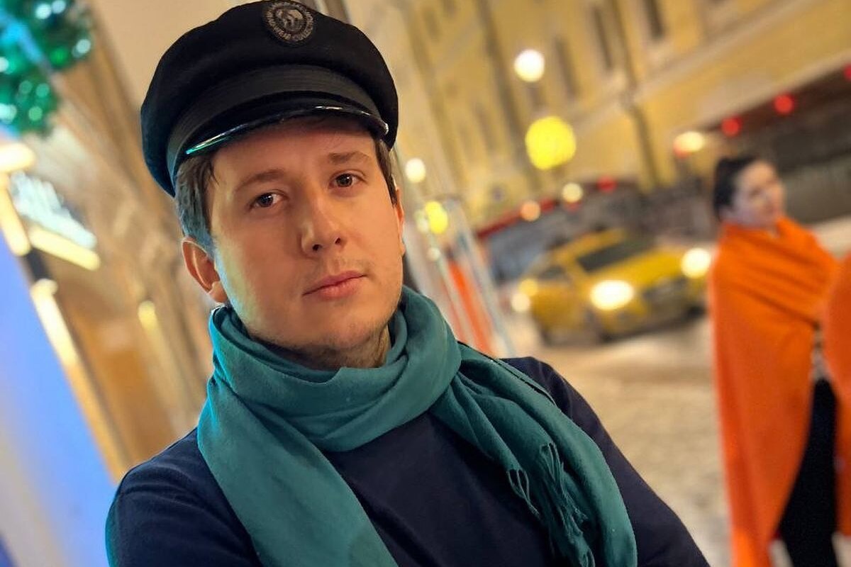     Солист Большого театра Василий Соколов выдумал историю с отравлением водой, чтобы скрыть пьяную драку в баре