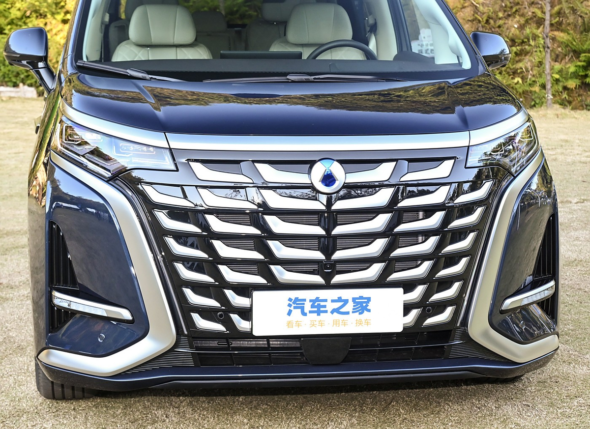 Выразительное оформление передней части