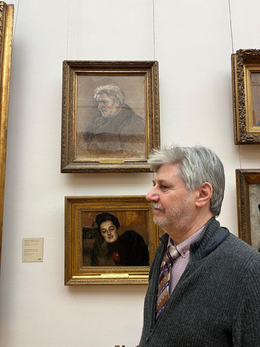 ПОхожи? Фото автора