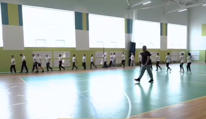    В 2025 году в Оренбуржье отремонтируют 25 спортзалов в 8 городах и 17 районах Кристина Просвиркина