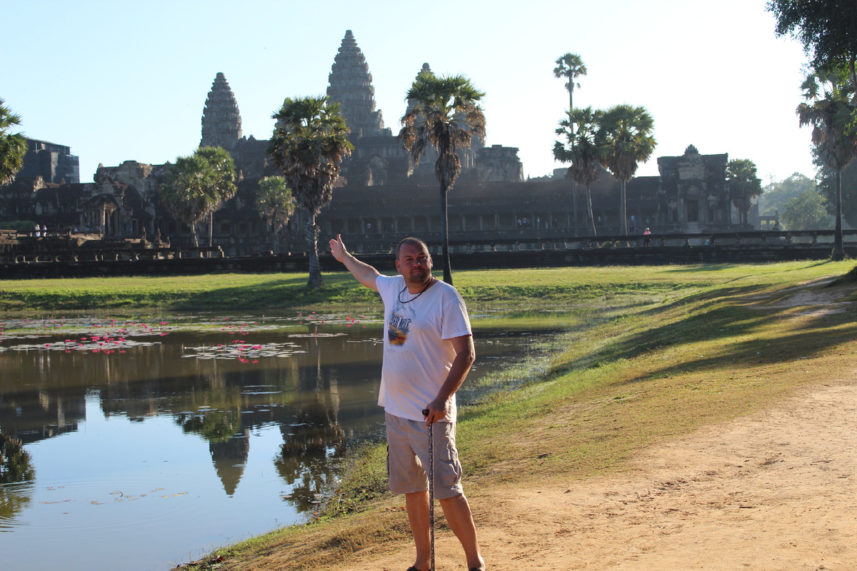 Чайник в Камбодже. Майка с Иверской мили всегда со мной!