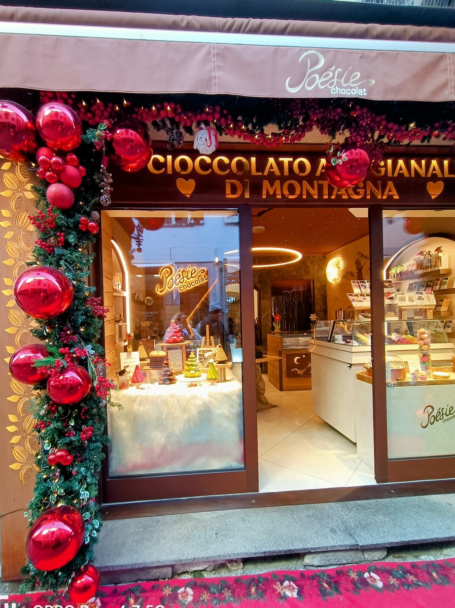 Кондитерская в Аоста. Италия. Фото автора 