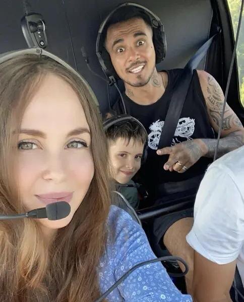 Анастасия растит от Натана двоих детей