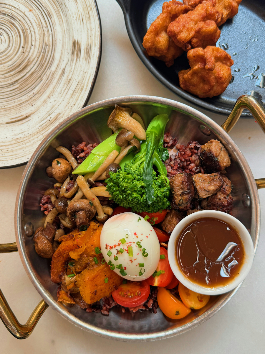 Томатный соус (вариант сервировки)