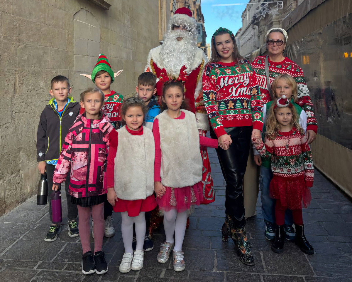 Наши дети и Дед Мороз