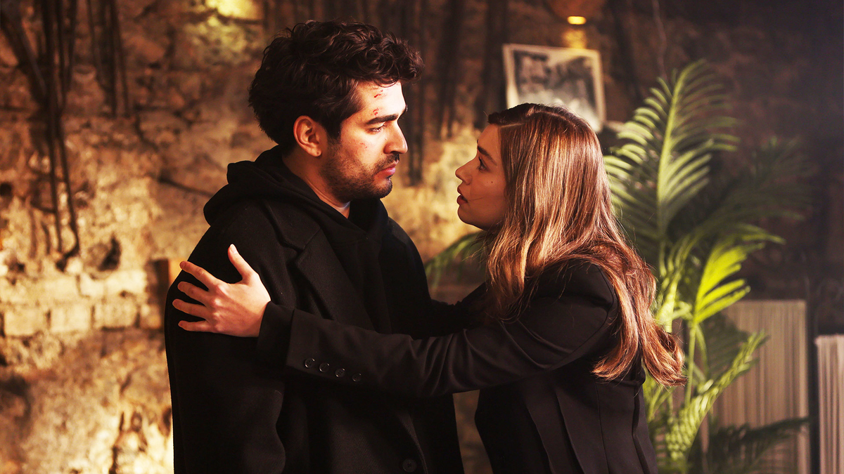 Ферит и Сейран. Кадр из новой 89 серии сериала Зимородок