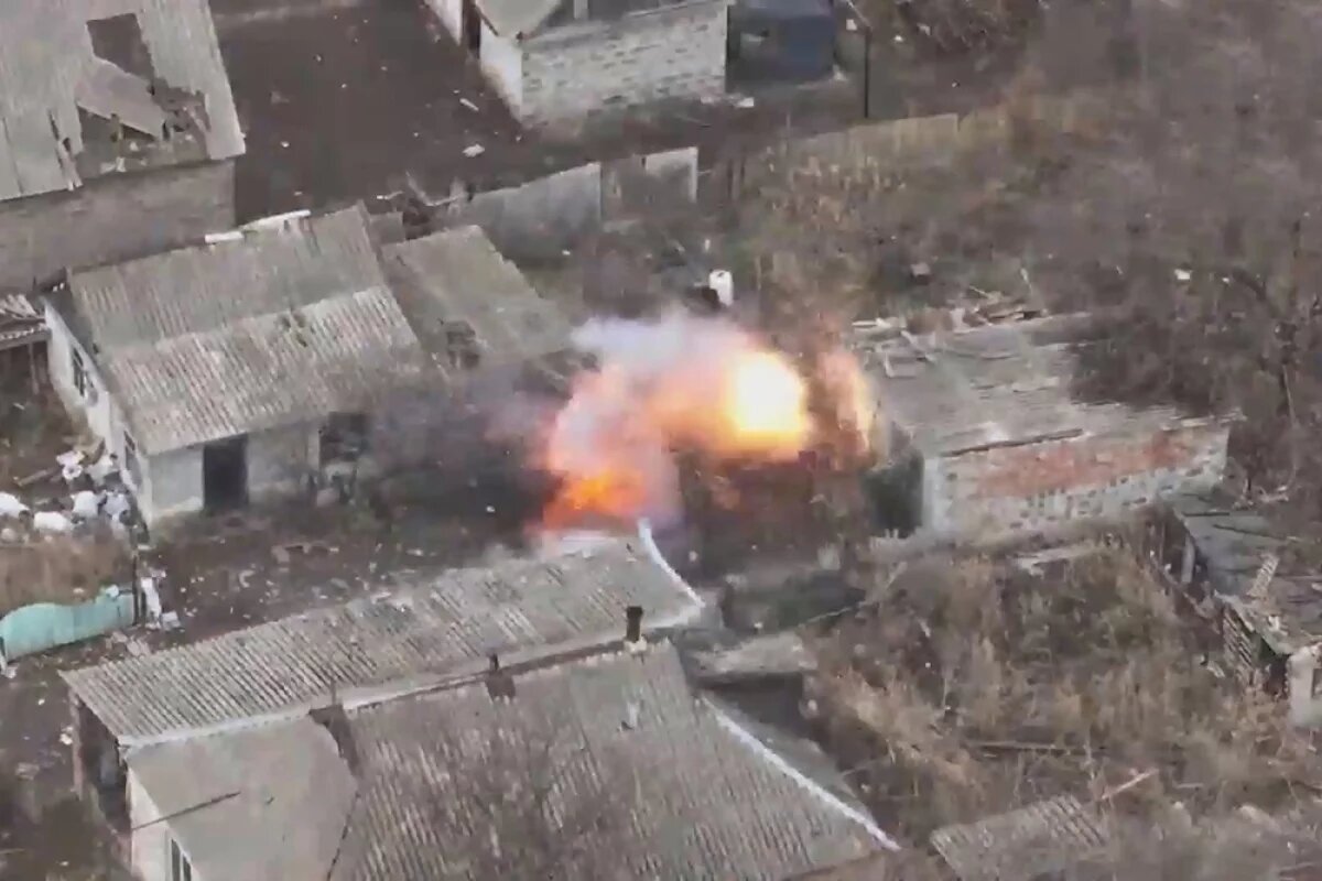    Военкор Котенок: ВС РФ продолжают бои за Ясеновое и Нововасильевку