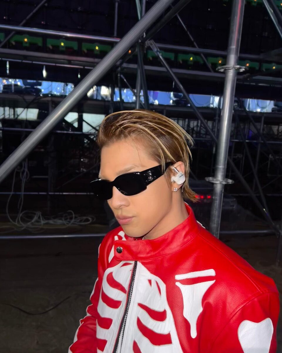    Тхэян из BIGBANGСоцсети