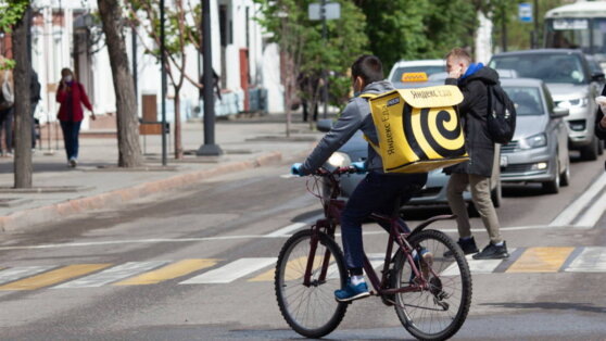    Роспотребнадзор подготовил методические рекомендации по доставке готовой еды Андрей Галкин