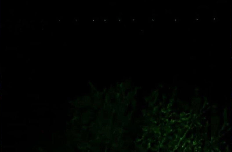    Поезд спутников запечатлели над Тульской областью