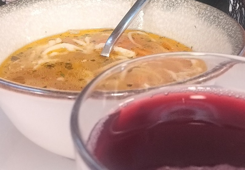 Вот компот помню - вкусный очень! 