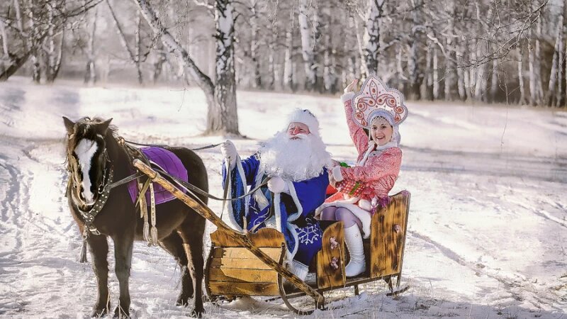     Дед Мороз и Снегурочка. dedmoroz-barnaul.ru