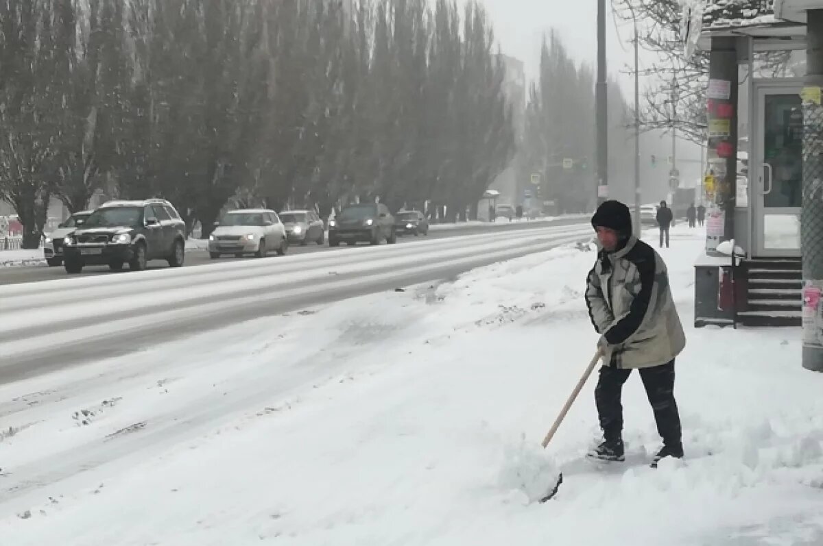    В ГИБДД Екатеринбурга предупредили водителей о снегопаде