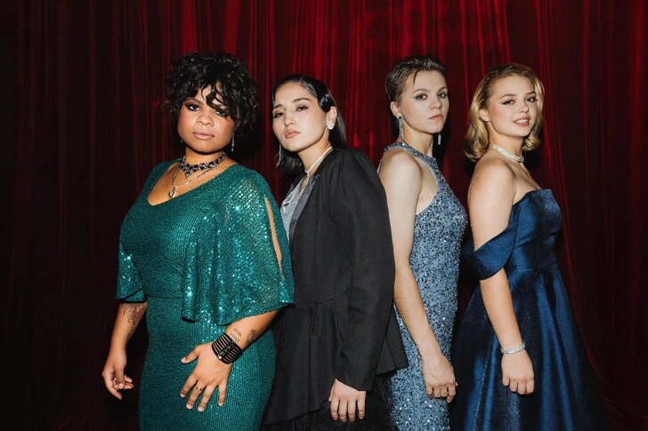 Роксана Коллинз, Мафтуна Абдиева, Оксана Нецветаева, Софья Кульгавая