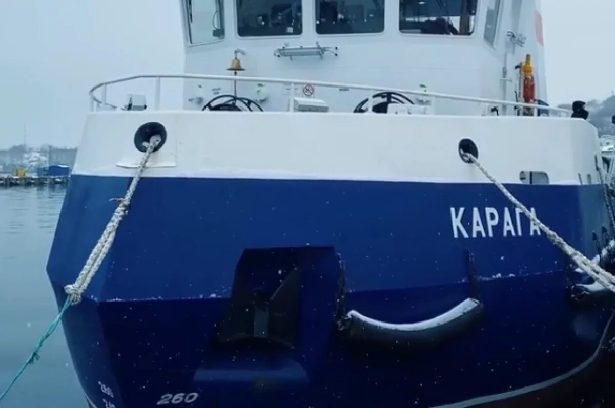    На Камчатке на сейнерах «Карага» и «Карымай» подняли Государственный флаг