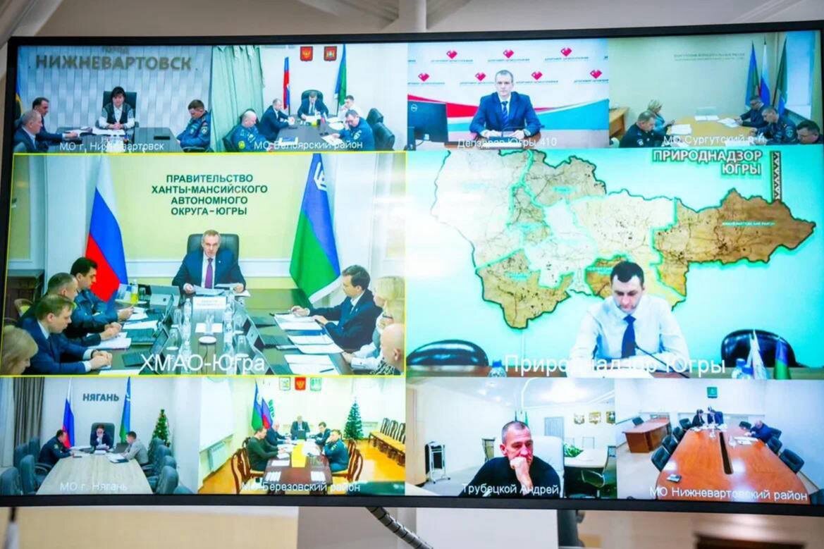    Губернатор Югры поручил усилить контроль за уборкой дорог в муниципалитетах