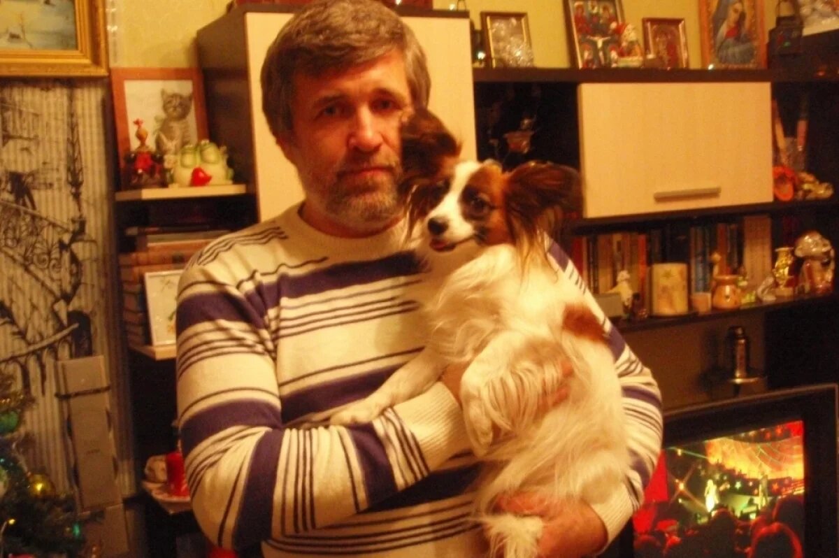    Жертва квартирных рейдеров Андрей Васильев.