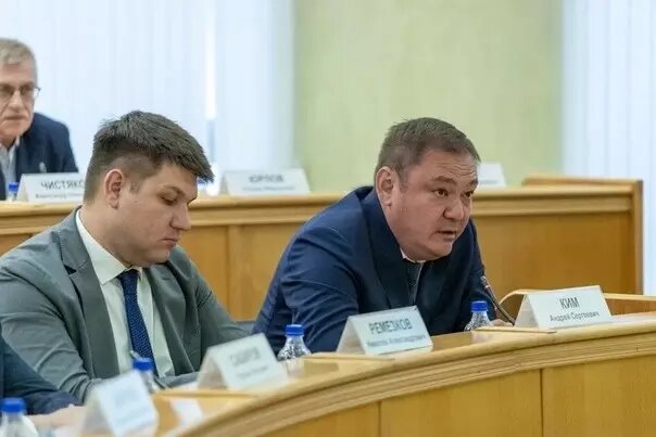     Источник: Стенгазета МО КПРФ | Калининский округ Тюмени