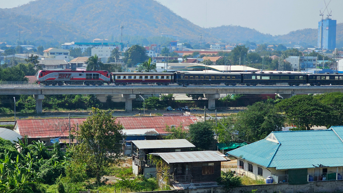 Поезд из Бангкока в Хуахин