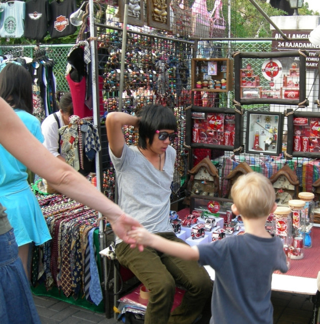 3 снимка из Чиангмая, 2009-2010 г.г. Листаем!