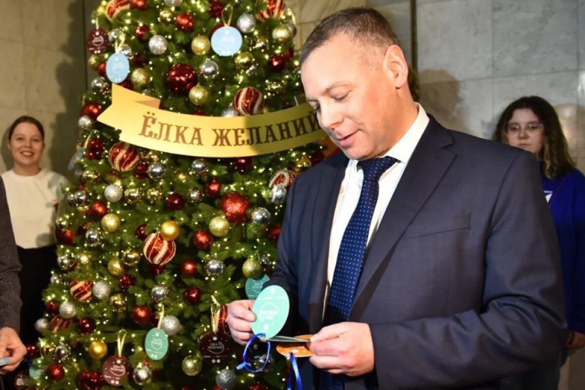    Михаил Евраев.