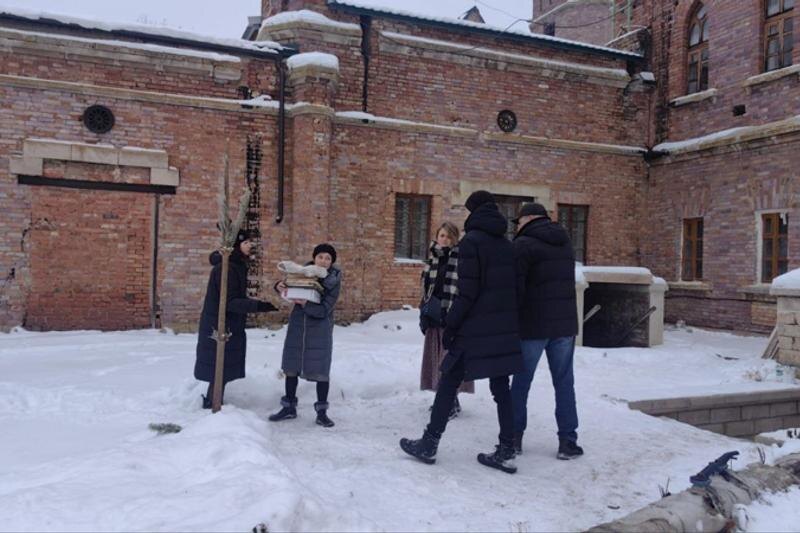    Администрация Оренбурга / Из городского музея выносят экспонаты