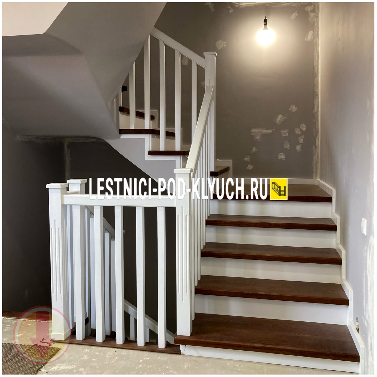 Принимаем заявки и звонки: пн-вс с 8:00 до 21:00  +7 (950) 617-54-00 Электронная почта: info@lestnici-pod-klyuch.ru 