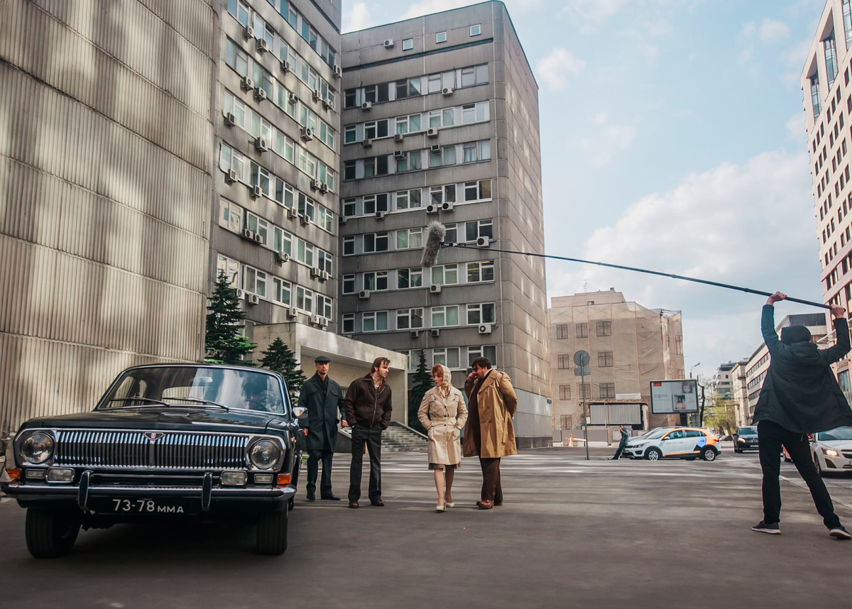 Съемки фильма «Портрет незнакомца». Режиссер Сергей Осипьян. © Mos.ru