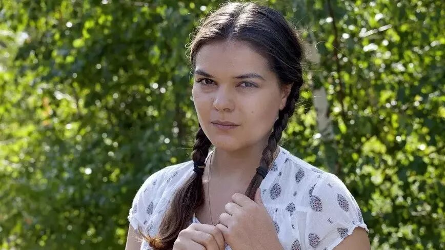  Автор: Режиссер: Андрей Эшпай Источник: Кадр из сериала «Взрослые дочери» (12+)