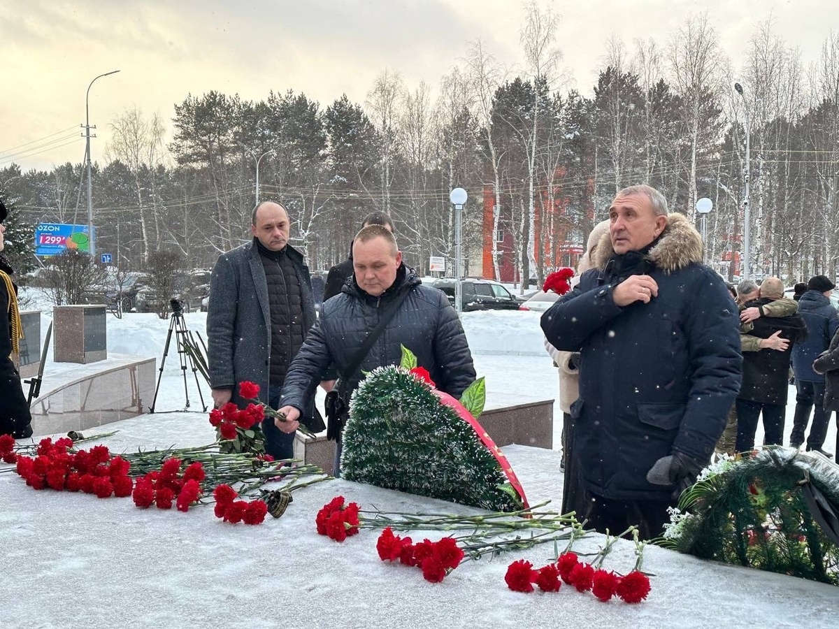    В Сургуте почтили память погибших при исполнении воинского долга в Афганистане