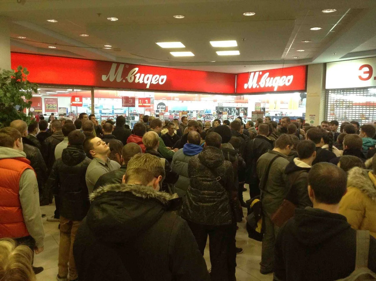 Повышенный спрос в магазинах электроники вслед за изменением валютных курсов