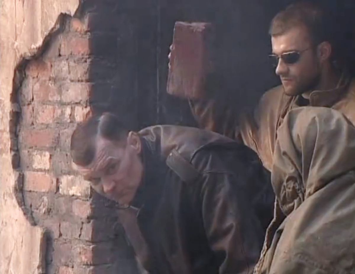 Нормальный постер я не нашел, поэтому лучший кадр первого сезона 