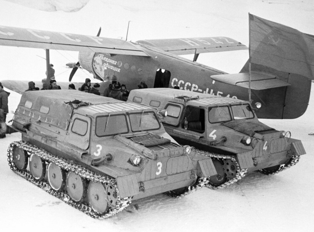 Вездеход в Антарктиде, 1957 год