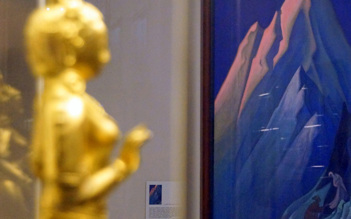 Выставка "Миры Майтреи". ГМВ. Пав. № 13 ВДНХ. Фотография автора.