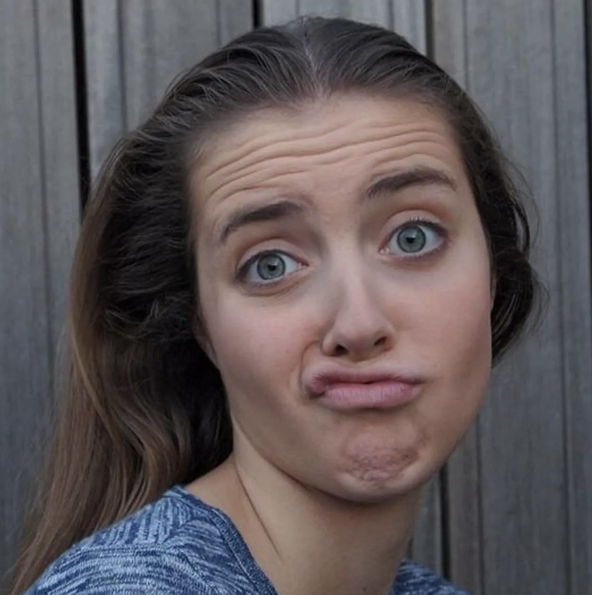 Живая мимика подростка